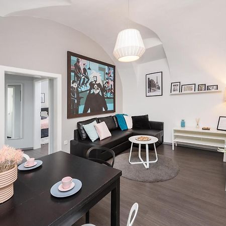 Apartment Napoleon Λιουμπλιάνα Εξωτερικό φωτογραφία