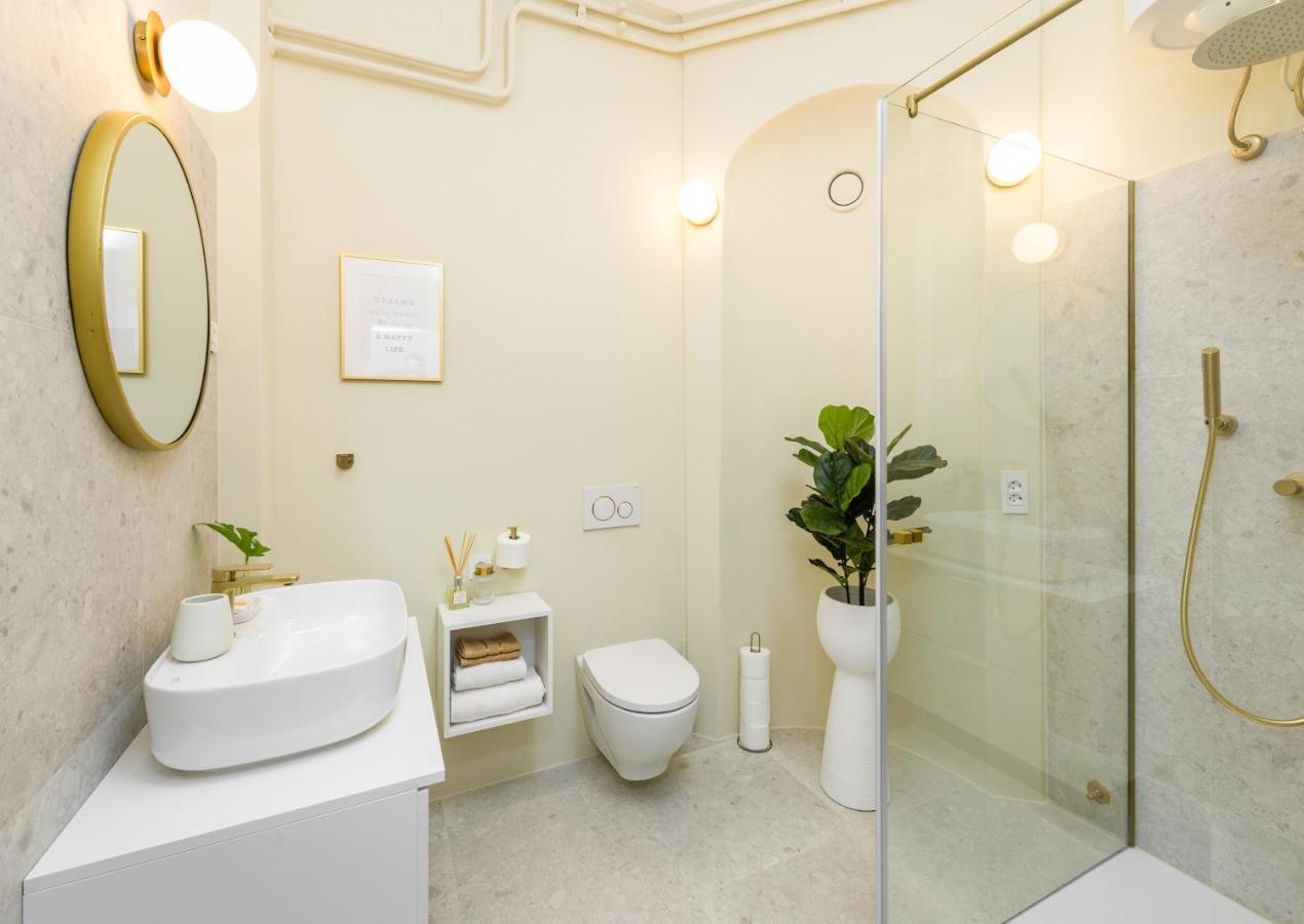 Apartment Napoleon Λιουμπλιάνα Εξωτερικό φωτογραφία