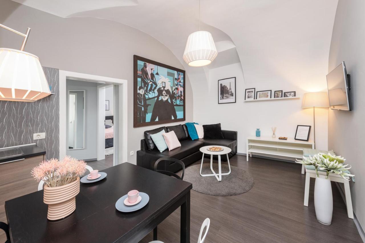 Apartment Napoleon Λιουμπλιάνα Εξωτερικό φωτογραφία