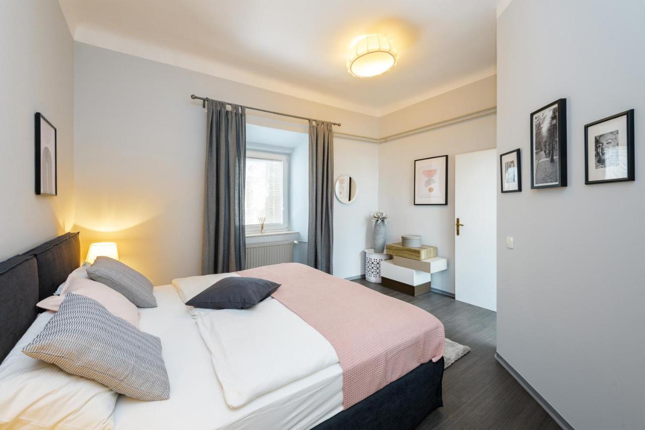 Apartment Napoleon Λιουμπλιάνα Εξωτερικό φωτογραφία