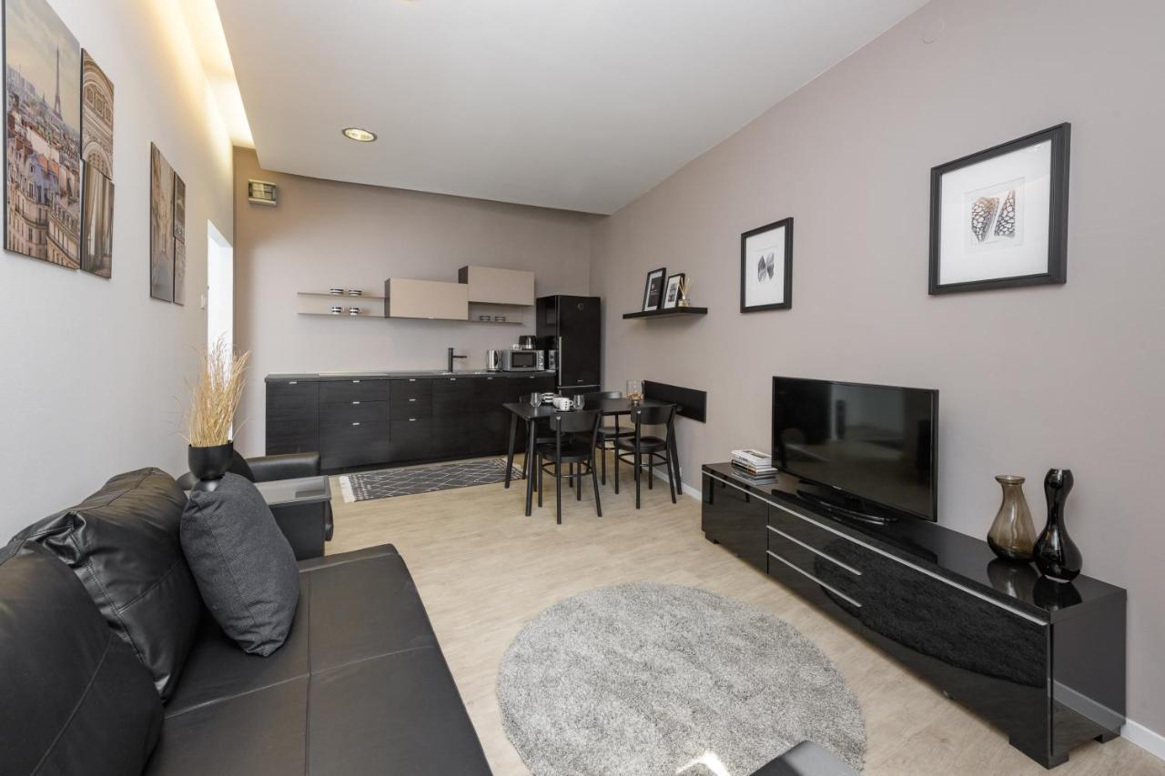 Apartment Napoleon Λιουμπλιάνα Εξωτερικό φωτογραφία