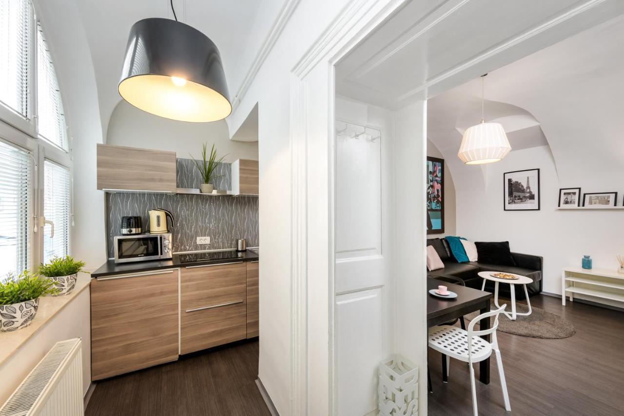 Apartment Napoleon Λιουμπλιάνα Εξωτερικό φωτογραφία